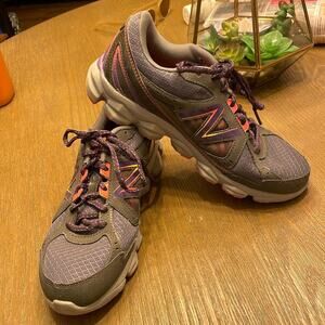 New Balance 750V3 Trainers – Comfort & Style Combined